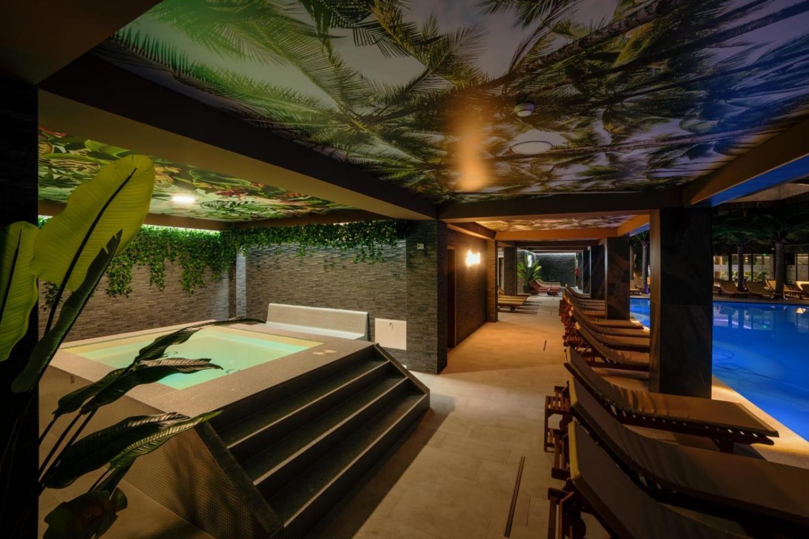 Hotel Nordic Twins & Wellness เรอเดออุตสิ ภายนอก รูปภาพ