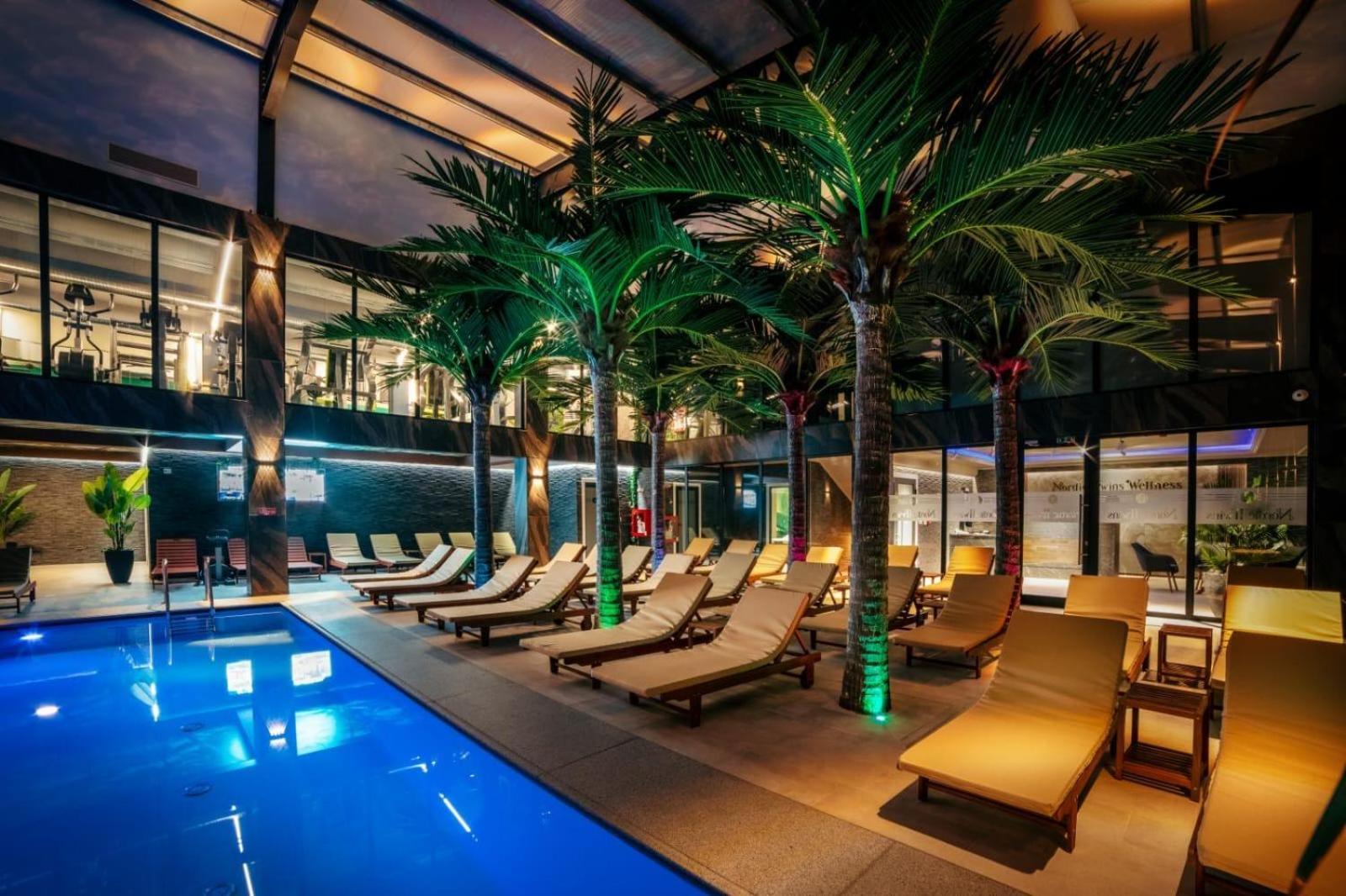 Hotel Nordic Twins & Wellness เรอเดออุตสิ ภายนอก รูปภาพ
