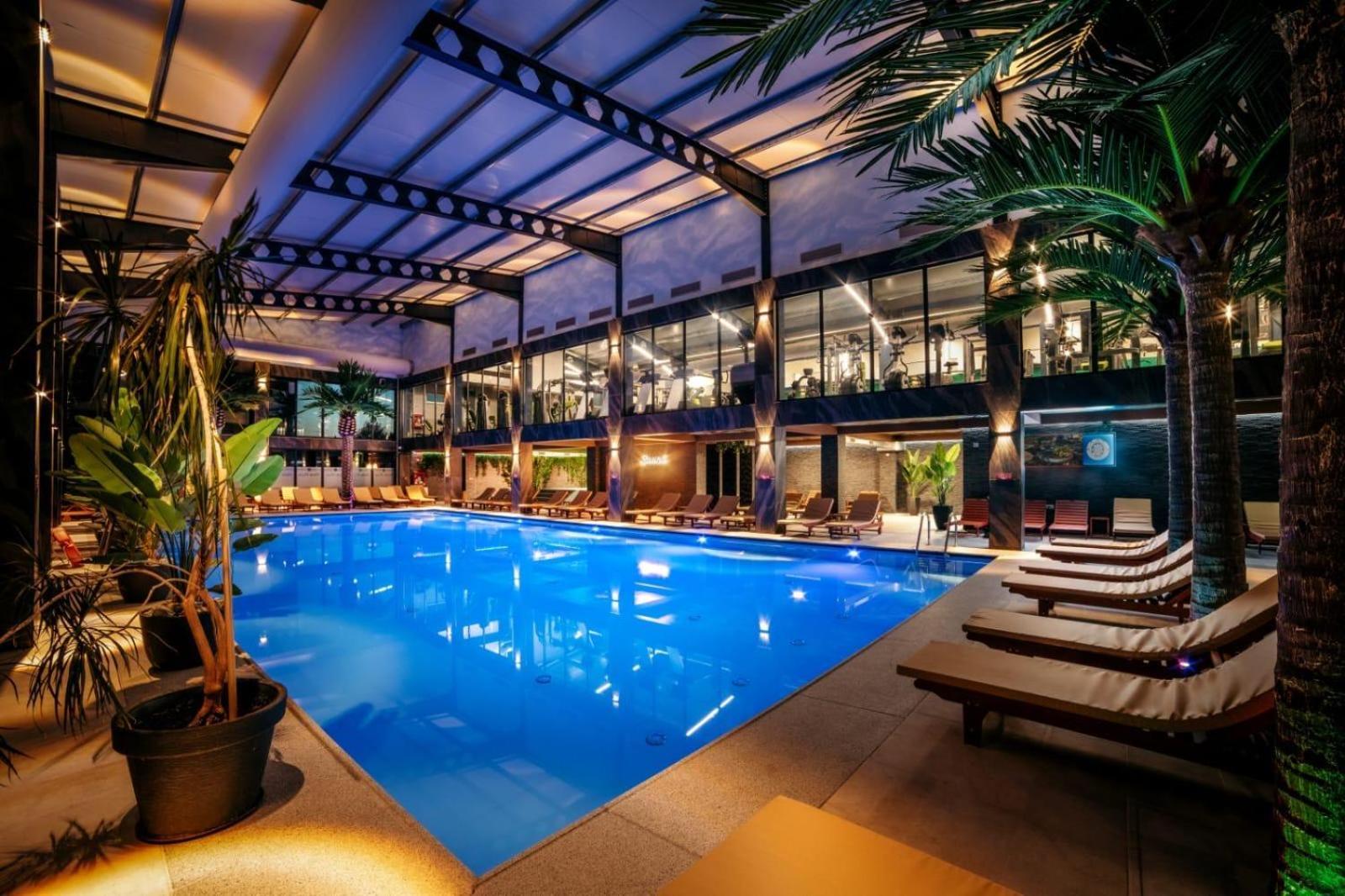 Hotel Nordic Twins & Wellness เรอเดออุตสิ ภายนอก รูปภาพ